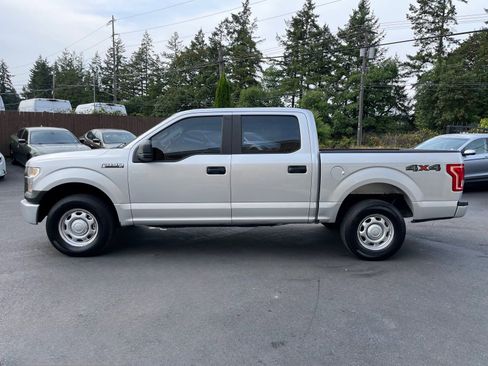 Used 2017 Ford F150 XL w/ Equipment Group 101A Mid AWD/4WD image 4
