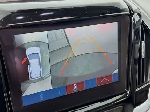 Used 2019 Chevrolet Traverse Premier AWD/4WD image 13
