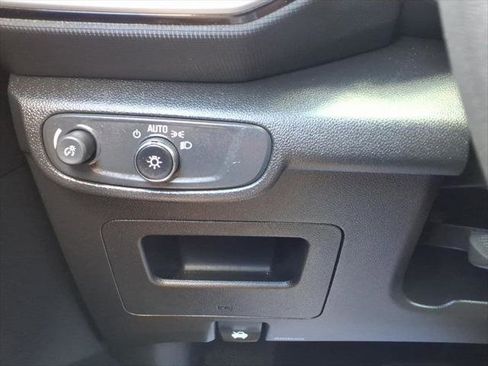 Used 2023 Chevrolet TrailBlazer LS FWD image 18