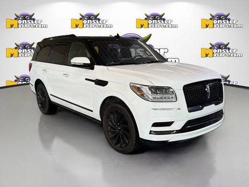 Used 2020 Lincoln Navigator Reserve w/ Equipment Group 208A image 3