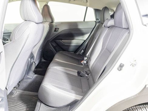 Used 2025 Subaru Crosstrek 2.0i Premium image 37