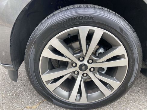 Used 2021 Ford Expedition Platinum image 14