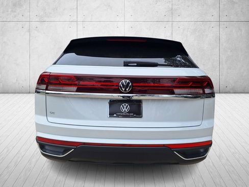 New 2026 Volkswagen Atlas Cross Sport SE image 4