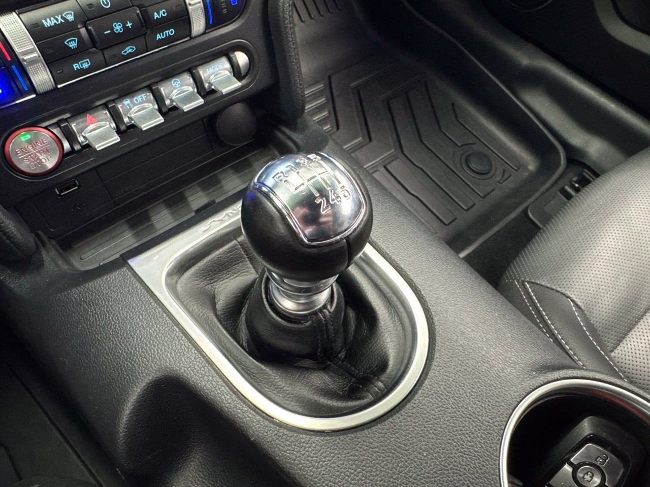 Used 2023 Ford Mustang GT Premium RWD image 29
