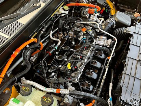Certified 2023 Ford Maverick Lariat w/ Lariat Luxury Package FWD image 32