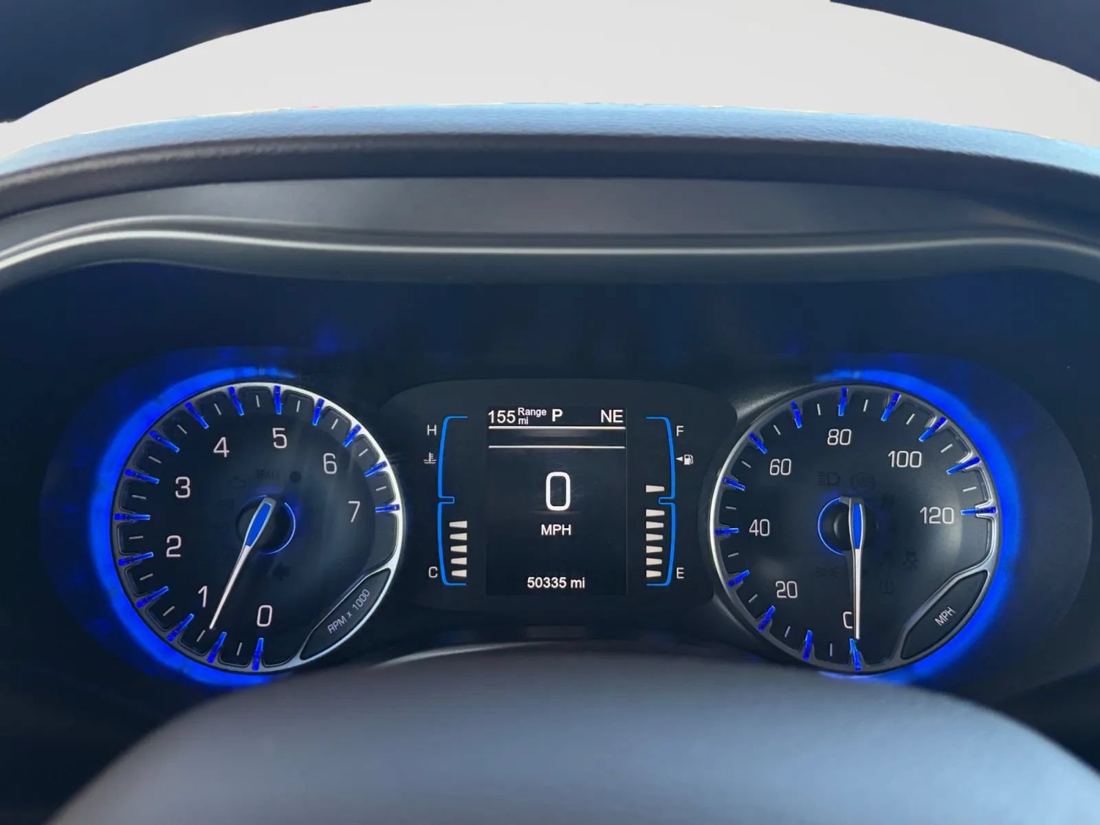 Used 2017 Chrysler Pacifica LX FWD image 32