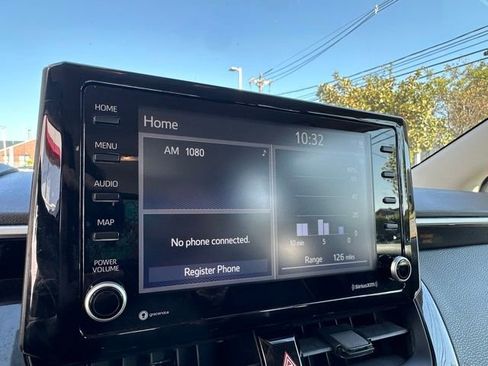 Used 2022 Toyota Corolla LE image 22