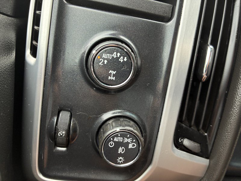 Used 2018 GMC Sierra 1500 SLE w/ SLE Value Package AWD/4WD image 13