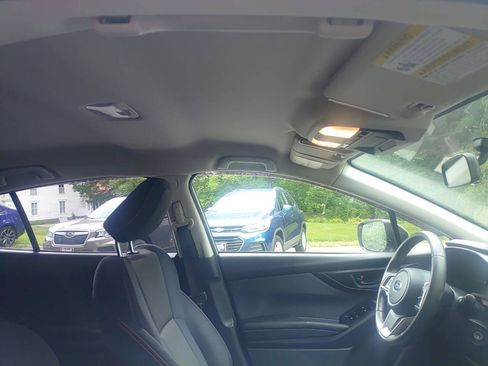 Used 2018 Subaru Crosstrek 2.0i Premium AWD/4WD image 21