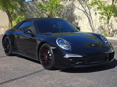 Used 2013 Porsche 911 Carrera 4S AWD/4WD image 3