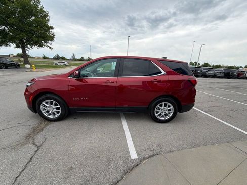 Used 2024 Chevrolet Equinox LT FWD image 6