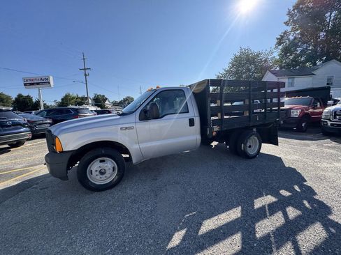Used 2007 Ford F350 4X2 2dr Regular Cab 140.8 164. image 22