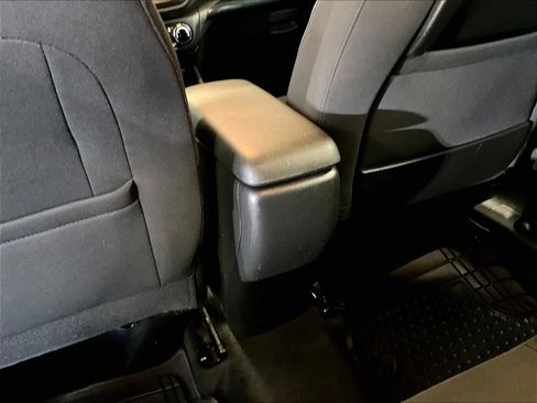 Used 2021 Chevrolet TrailBlazer LS image 29