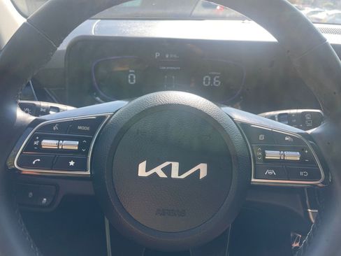 Used 2025 Kia Seltos S image 27