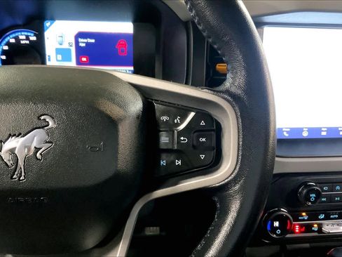 Used 2023 Ford Bronco Badlands image 24