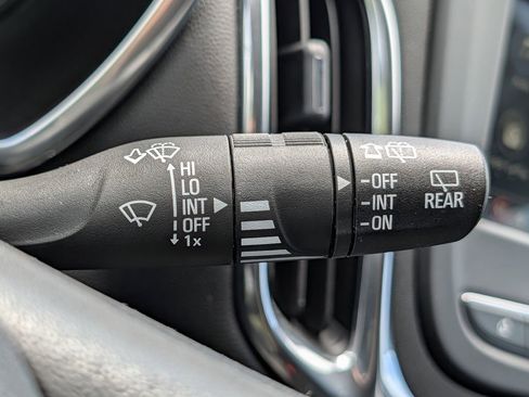 Used 2019 Chevrolet Equinox LT AWD/4WD image 46