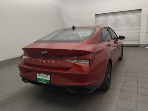 Used 2021 Hyundai Elantra SEL w/ Cargo Package FWD image 9