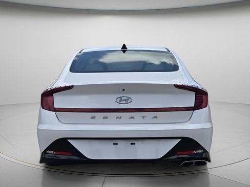 Certified 2022 Hyundai Sonata SEL w/ Preferred Accessory Package FWD image 6