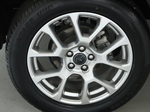 Used 2025 Jeep Compass Limited AWD/4WD image 12