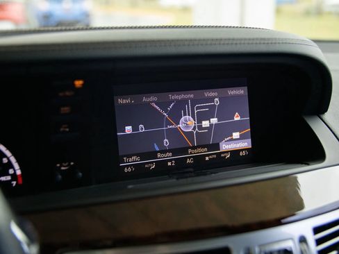 Used 2011 Mercedes-Benz S 63 AMG w/ AMG Performance Pkg image 47