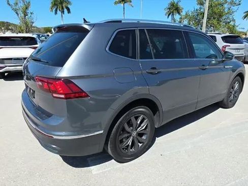 Used 2023 Volkswagen Tiguan SE FWD image 7