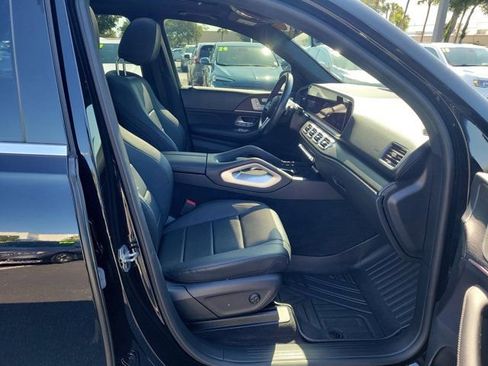 Used 2023 Mercedes-Benz GLE 350 w/ Premium Package image 8