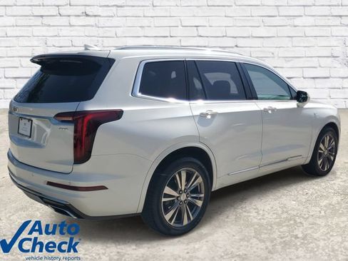 Used 2021 Cadillac XT6 Premium Luxury FWD image 4