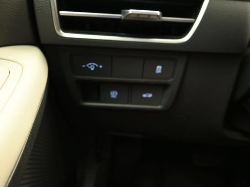 Used 2025 Hyundai Sonata SEL FWD image 23