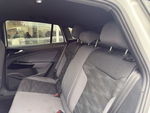 Used 2021 Volkswagen ID.4 Pro w/ ID.4 Protection Package image 13