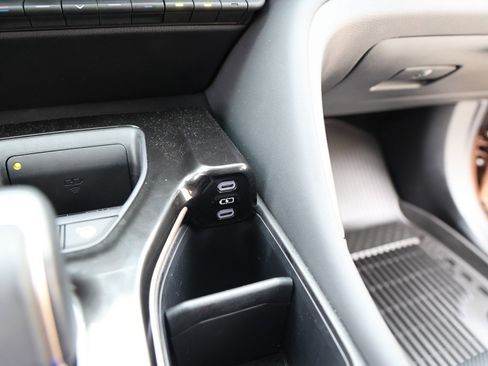 Used 2025 Toyota Crown Platinum image 27