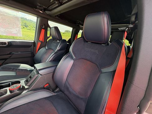 Used 2024 Ford Bronco Raptor AWD/4WD image 31