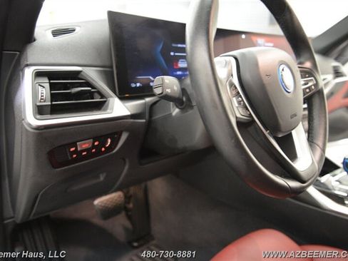 Used 2022 BMW i4 eDrive40 image 26