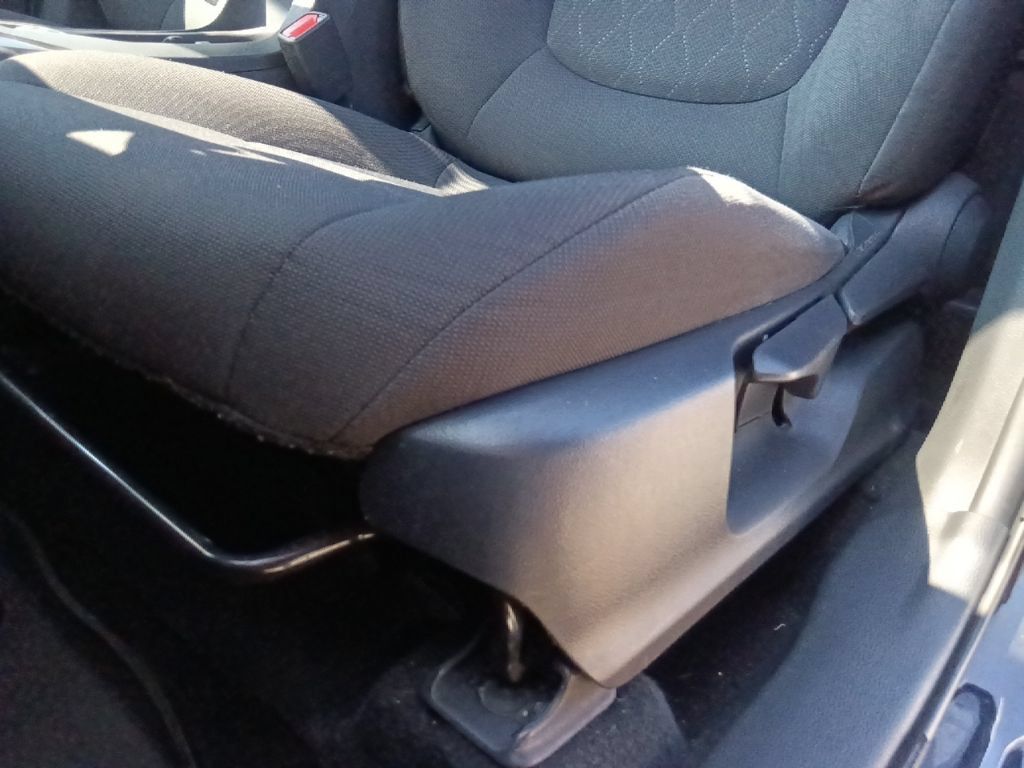 Used 2023 Toyota Corolla Cross LE FWD image 18