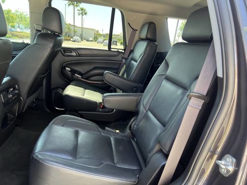 Used 2017 GMC Yukon SLT w/ Open Road Package image 28