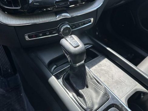 Used 2021 Volvo XC60 T6 Inscription w/ Advanced Package image 26