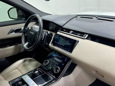Used 2018 Land Rover Range Rover Velar R-Dynamic SE AWD/4WD image 23