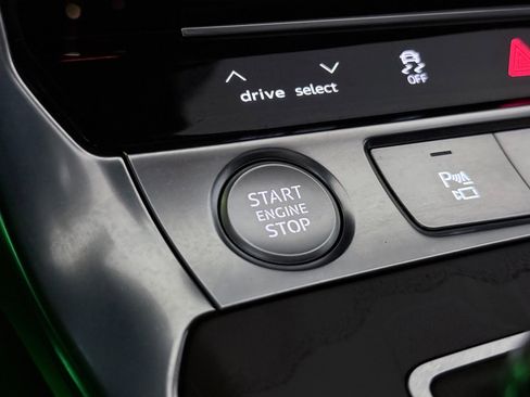 Used 2019 Audi A6 2.0T Premium Plus w/ Premium Plus Package image 32