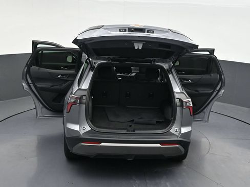 Used 2025 Chevrolet Equinox LT FWD image 37