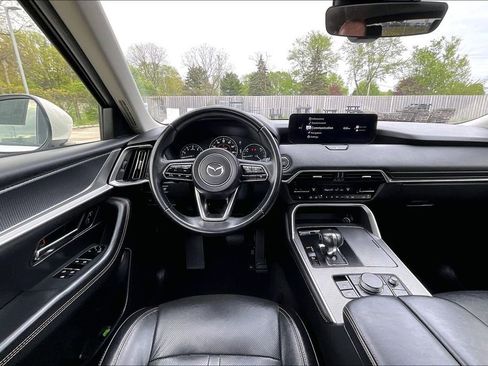 Certified 2024 MAZDA CX-90 3.3 Turbo w/ Preferred Plus AWD/4WD image 5
