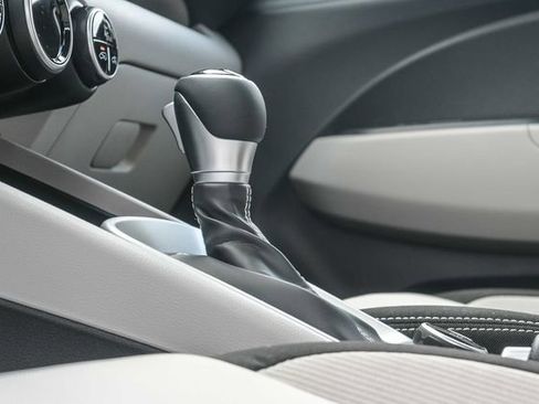 New 2026 Hyundai Venue SEL image 22