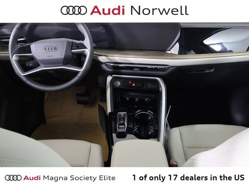 New 2025 Audi Q5 Premium image 24