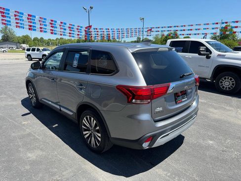 Used 2019 Mitsubishi Outlander SEL AWD/4WD image 7