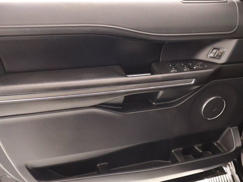 Used 2019 Ford Expedition Max XLT w/ Equipment Group 202A image 18