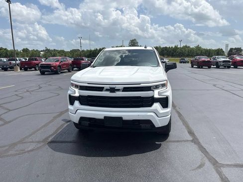 Used 2024 Chevrolet Silverado 1500 RST w/ Z71 Off-Road Package AWD/4WD image 5