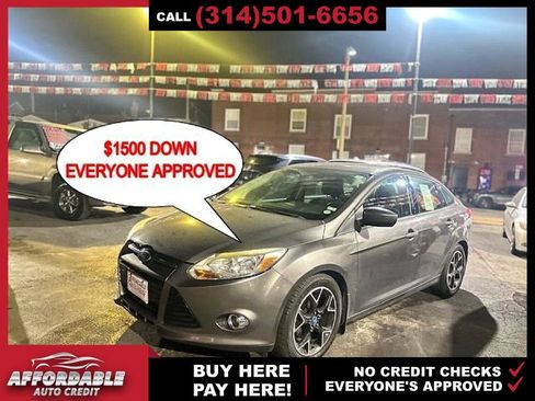 Used 2012 Ford Focus SE image 1