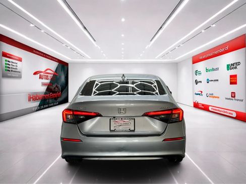 Used 2022 Honda Civic Sport image 6