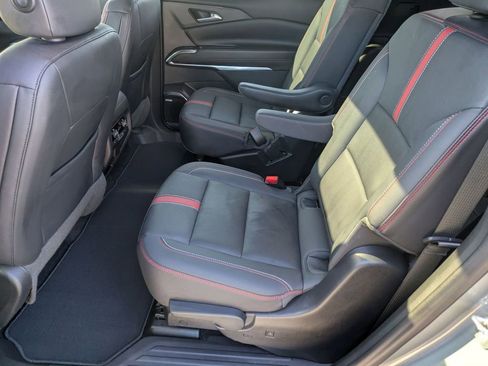 Used 2024 Chevrolet Traverse RS w/ LPO, Floor Liner Package image 22