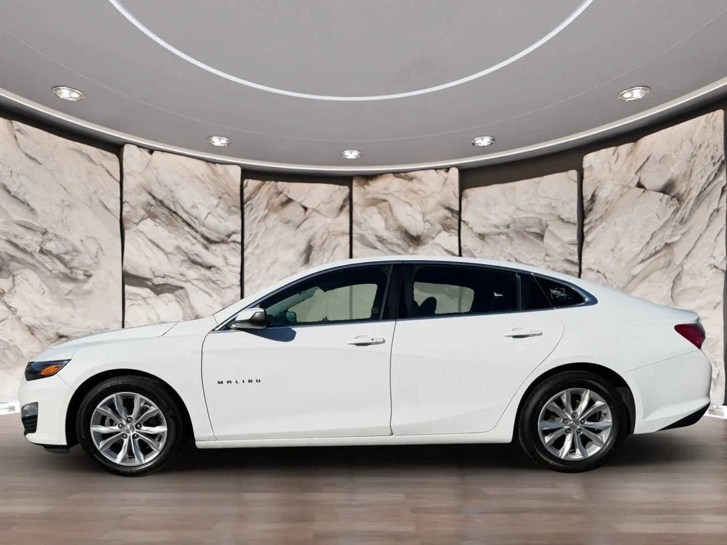 Used 2022 Chevrolet Malibu LT FWD image 5