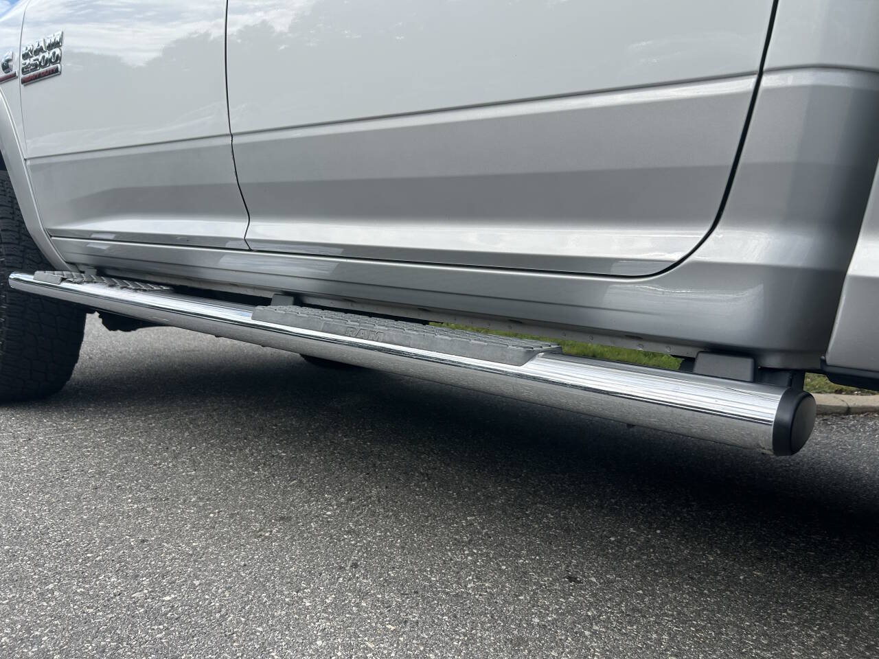 Used 2015 RAM 2500 Laramie w/ Convenience Group AWD/4WD image 18