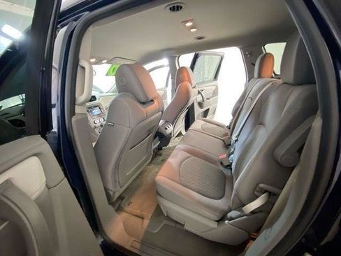 Used 2016 Chevrolet Traverse LS FWD image 33